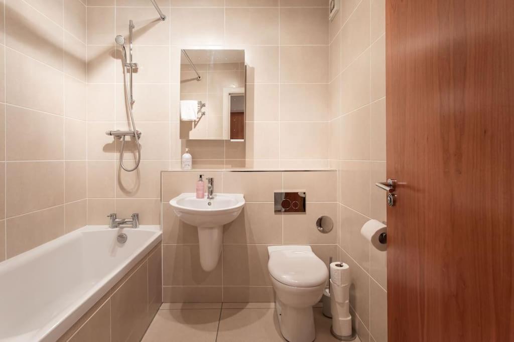 Best City Centre Luxurious Home Free Parking Belfast Zewnętrze zdjęcie