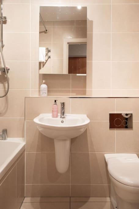 Best City Centre Luxurious Home Free Parking Belfast Zewnętrze zdjęcie