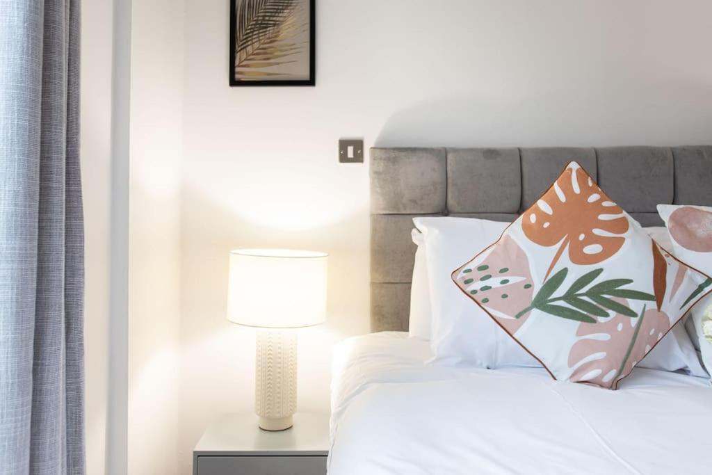 Best City Centre Luxurious Home Free Parking Belfast Zewnętrze zdjęcie