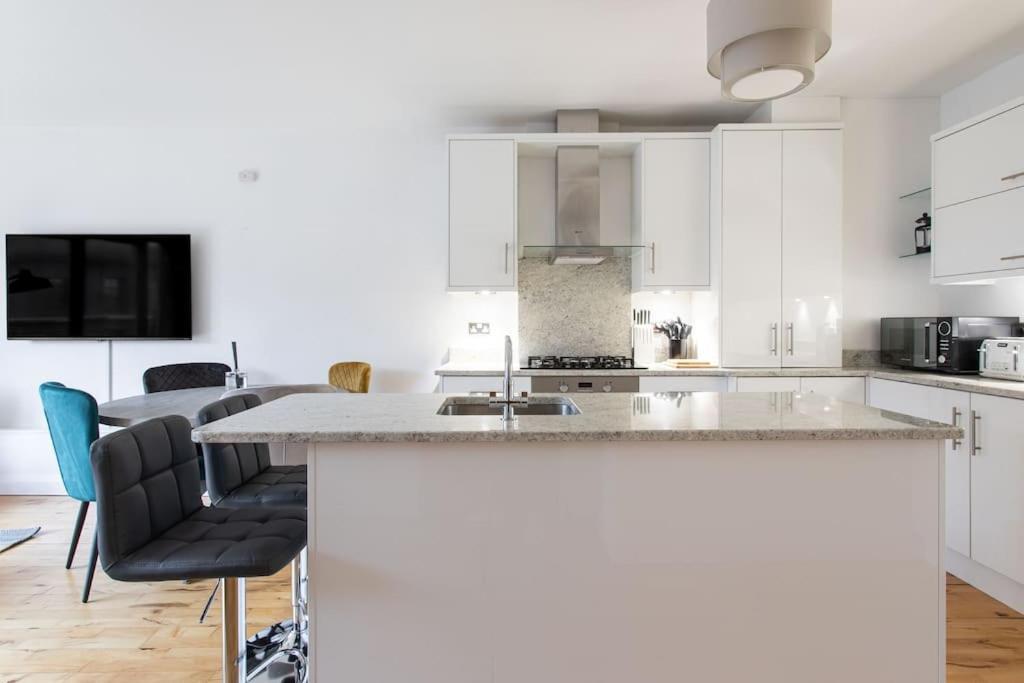 Best City Centre Luxurious Home Free Parking Belfast Zewnętrze zdjęcie