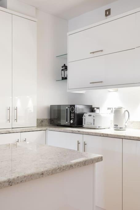 Best City Centre Luxurious Home Free Parking Belfast Zewnętrze zdjęcie
