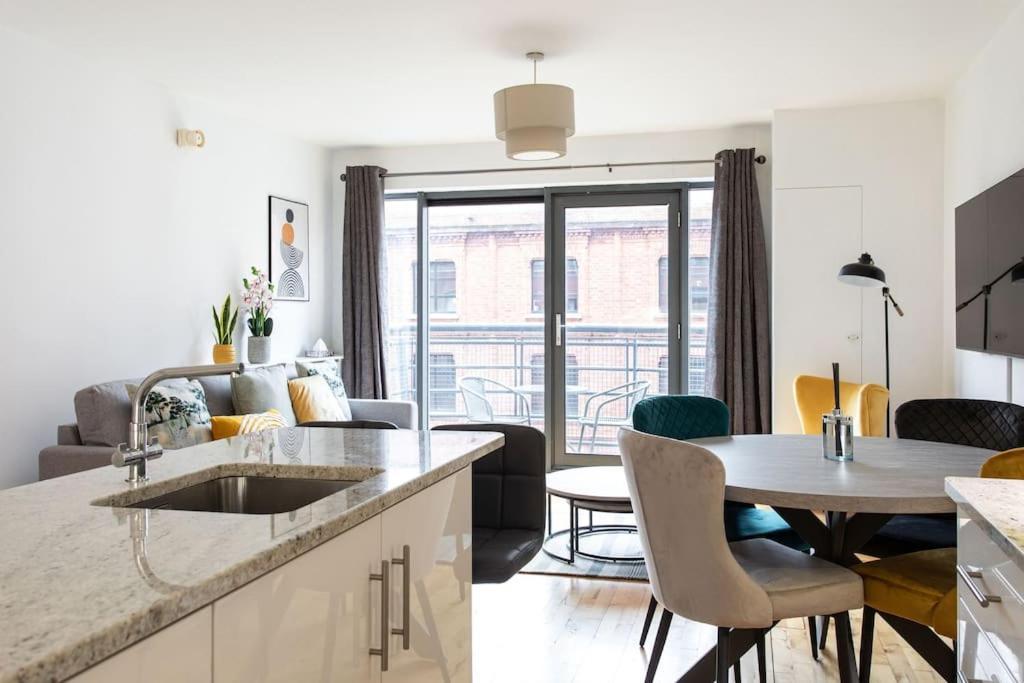 Best City Centre Luxurious Home Free Parking Belfast Zewnętrze zdjęcie